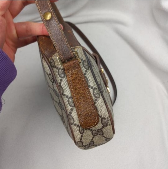 Authentic Vintage Gucci GG Monogram Supreme Sherry Web Ophidia Shoulder Bag